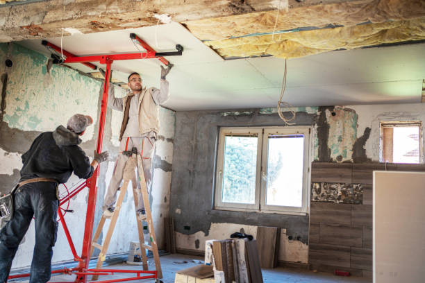 Best Fiberglass Insulation  in Center Moriches, NY